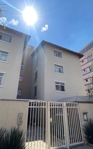 Apartamento para alugar com 68m², 2 quartos e 1 vagaPlaca instalada com o código BBYX-208 na janela tamanho Pequeno 