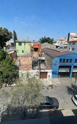 Apartamento para alugar com 68m², 2 quartos e 1 vagaPlaca instalada com o código BBYX-208 na janela tamanho Pequeno 