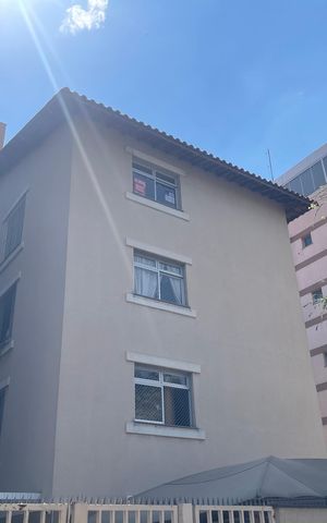 Apartamento para alugar com 68m², 2 quartos e 1 vagaPlaca instalada com o código BBYX-208 na janela tamanho Pequeno 