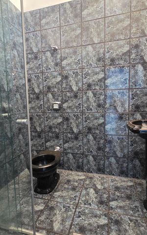Casa de condomínio à venda com 87m², 2 quartos e 1 vagaBanheiro