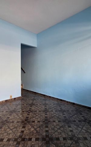Casa de condomínio à venda com 87m², 2 quartos e 1 vagaSala