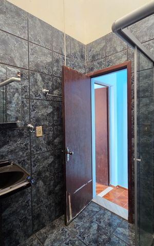 Casa de condomínio à venda com 87m², 2 quartos e 1 vagaBanheiro
