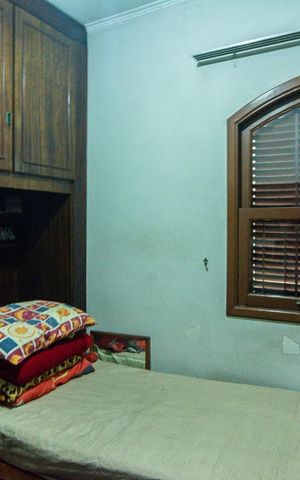 Casa à venda com 170m², 3 quartos e 3 vagas Casa à venda com 170m², 3 quartos e 3 vagasQuarto