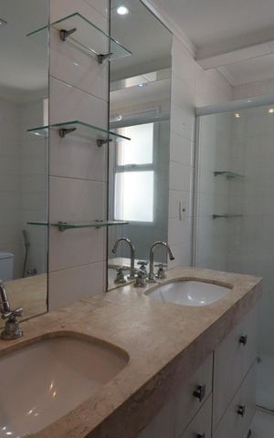 Apartamento para alugar com 124m², 3 quartos e 2 vagasBanheiro da Suíte