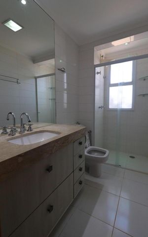 Apartamento para alugar com 124m², 3 quartos e 2 vagasBanheiro