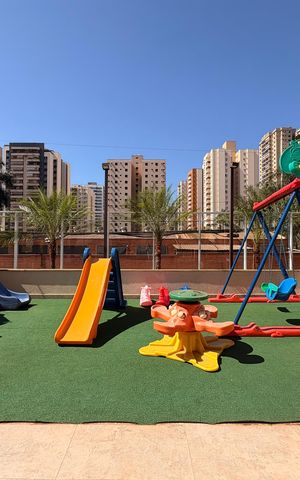 Apartamento para alugar com 124m², 3 quartos e 2 vagasÁrea comum - Playground