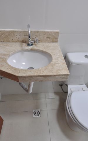 Apartamento para alugar com 49m², 2 quartos e sem vagaBanheiro