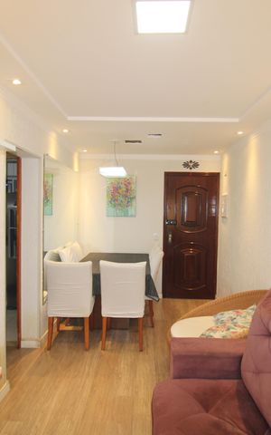 Apartamento à venda com 72m², 2 quartos e 1 vagaSala