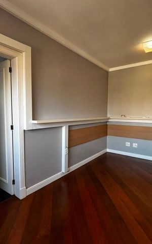 Apartamento para alugar com 202m², 3 quartos e 3 vagas Apartamento para alugar com 202m², 3 quartos e 3 vagasQuarto