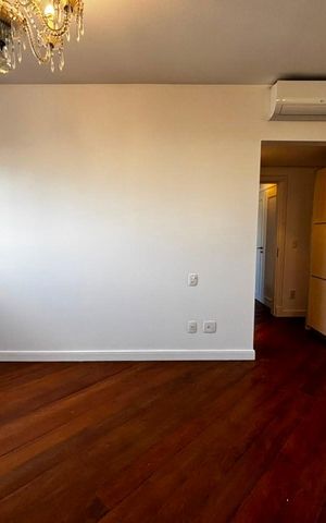 Apartamento para alugar com 202m², 3 quartos e 3 vagas Apartamento para alugar com 202m², 3 quartos e 3 vagasQuarto