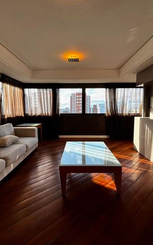 Apartamento para alugar com 202m², 3 quartos e 3 vagas Apartamento para alugar com 202m², 3 quartos e 3 vagasSala