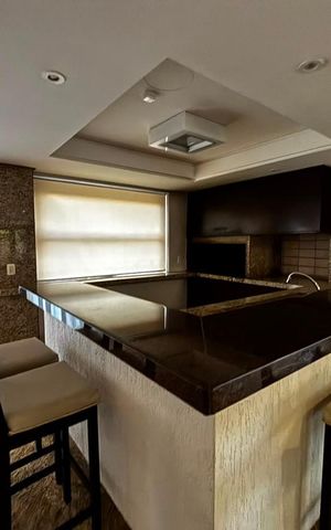 Apartamento para alugar com 202m², 3 quartos e 3 vagas Apartamento para alugar com 202m², 3 quartos e 3 vagasÁrea externa