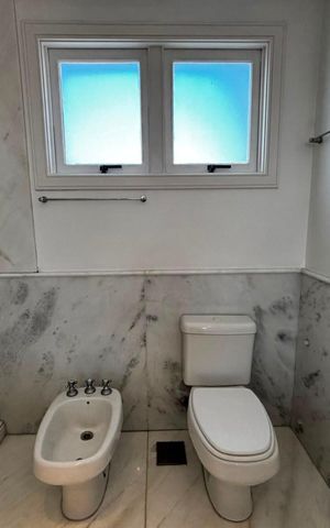 Apartamento para alugar com 202m², 3 quartos e 3 vagas Apartamento para alugar com 202m², 3 quartos e 3 vagasBanheiro