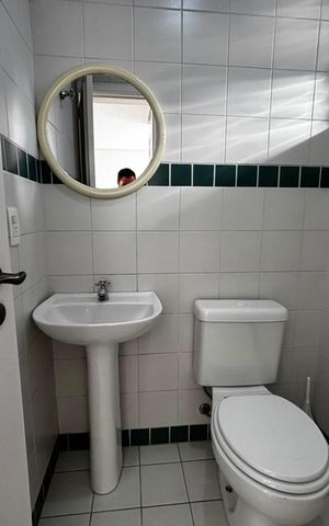 Apartamento para alugar com 202m², 3 quartos e 3 vagas Apartamento para alugar com 202m², 3 quartos e 3 vagasBanheiro