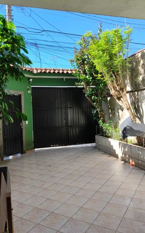 Casa à venda com 170m², 3 quartos e 1 vaga