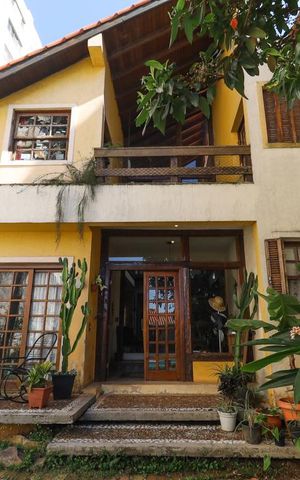 Casa à venda com 500m², 5 quartos e 4 vagas