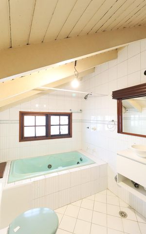 Casa à venda com 500m², 5 quartos e 4 vagas
