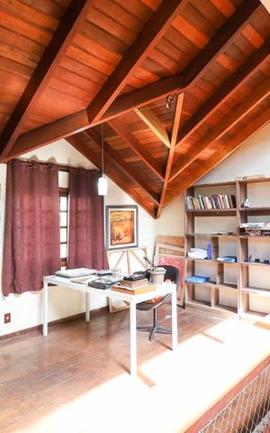 Casa à venda com 500m², 5 quartos e 4 vagas