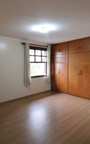 Casa para alugar com 50m², 1 quarto e 1 vagaQuarto