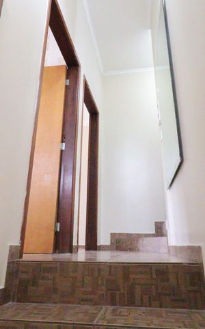 Casa para alugar com 50m², 1 quarto e 1 vagaEntrada - Escada