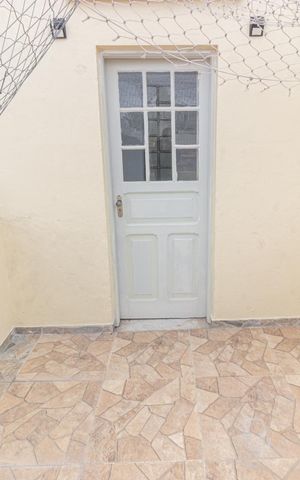 Apartamento para alugar com 77m², 2 quartos e sem vaga Apartamento para alugar com 77m², 2 quartos e sem vagaVaranda