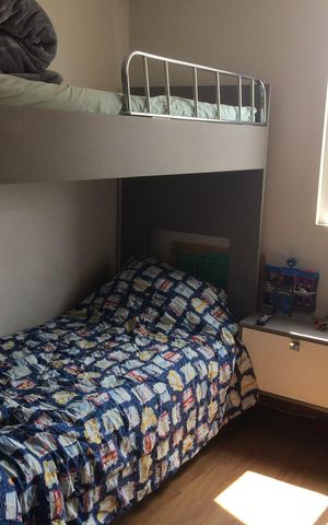 Apartamento à venda com 240m², 3 quartos e 2 vagas Apartamento à venda com 240m², 3 quartos e 2 vagasQuarto