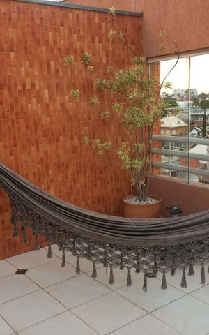 Apartamento à venda com 240m², 3 quartos e 2 vagas Apartamento à venda com 240m², 3 quartos e 2 vagasVaranda