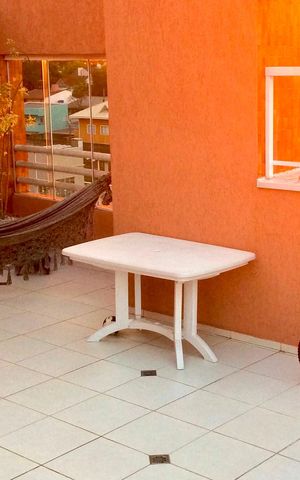 Apartamento à venda com 240m², 3 quartos e 2 vagas Apartamento à venda com 240m², 3 quartos e 2 vagasVaranda