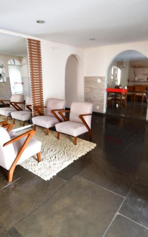 Apartamento para alugar com 97m², 3 quartos e 1 vagaHall social