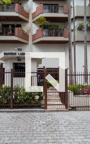 Apartamento à venda com 142m², 3 quartos e 2 vagas Apartamento à venda com 142m², 3 quartos e 2 vagasFachada