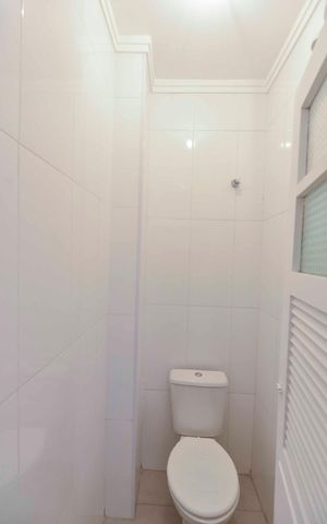 Apartamento à venda com 70m², 2 quartos e 1 vaga Apartamento à venda com 70m², 2 quartos e 1 vagaBanheiro de Serviço