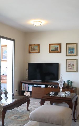 Apartamento para alugar com 90m², 2 quartos e 2 vagasSala