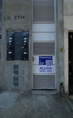 Casa para alugar com 45m², 1 quarto e sem vaga Casa para alugar com 45m², 1 quarto e sem vagaFachada + Placa