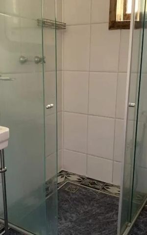 Casa para alugar com 340m², 3 quartos e 4 vagas Casa para alugar com 340m², 3 quartos e 4 vagasBanheiro