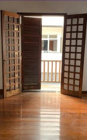 Casa para alugar com 340m², 3 quartos e 4 vagas Casa para alugar com 340m², 3 quartos e 4 vagasQuarto