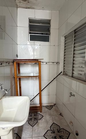 Casa à venda com 192m², 2 quartos e 2 vagasÁrea de Serviço