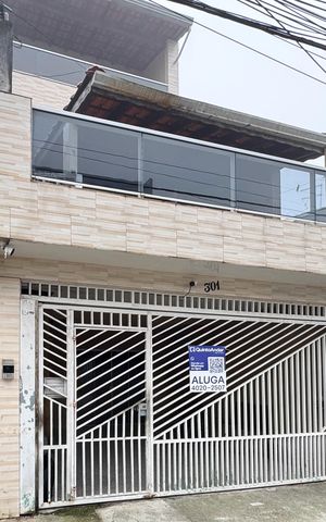 Casa para alugar com 220m², 3 quartos e 1 vagaFachada