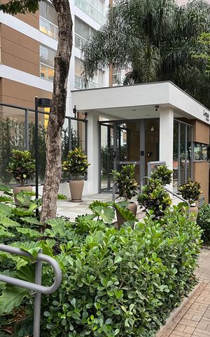 Apartamento à venda com 200m², 4 quartos e 4 vagas Apartamento à venda com 200m², 4 quartos e 4 vagasFachada do Prédio