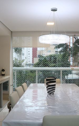 Apartamento à venda com 200m², 4 quartos e 4 vagasCozinha