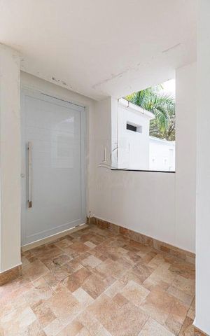 Casa à venda com 250m², 3 quartos e 4 vagas