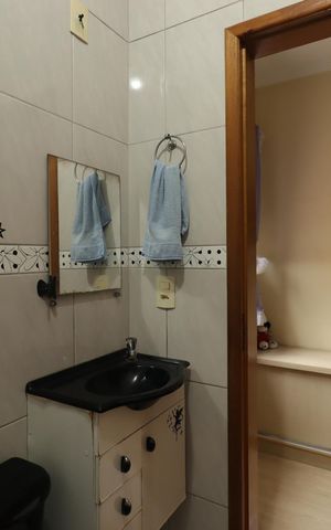 Casa à venda com 120m², 3 quartos e 2 vagasBanheiro da Suíte 1