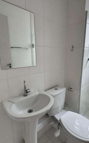 Apartamento para alugar com 54m², 2 quartos e 1 vaga Apartamento para alugar com 54m², 2 quartos e 1 vagaBanheiro