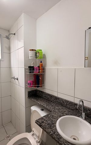 Apartamento à venda com 52m², 2 quartos e 1 vagaBanheiro Social