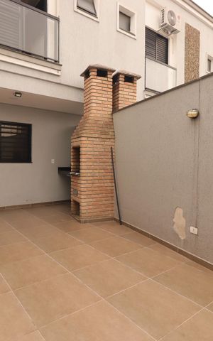 Casa de condomínio à venda com 78m², 2 quartos e 2 vagasGaragem