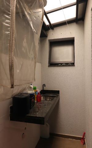 Casa de condomínio à venda com 78m², 2 quartos e 2 vagasÁrea de Serviço