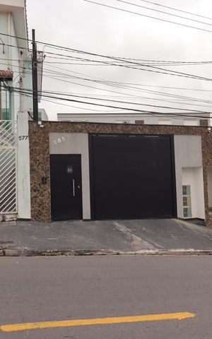 Casa de condomínio à venda com 78m², 2 quartos e 2 vagasFachada