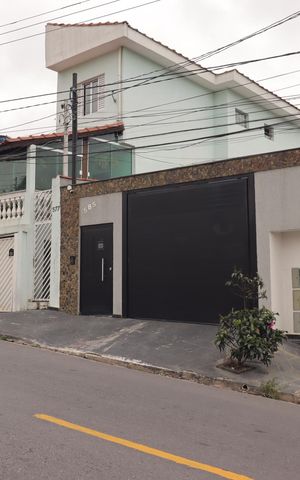 Casa de condomínio à venda com 78m², 2 quartos e 2 vagasFachada