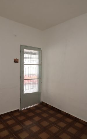 Casa para alugar com 70m², 2 quartos e sem vagaSala