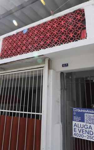 Casa para alugar com 70m², 2 quartos e sem vagaFachada