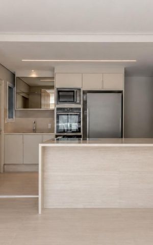 Apartamento à venda com 125m², 3 quartos e 3 vagas Apartamento à venda com 125m², 3 quartos e 3 vagasCozinha